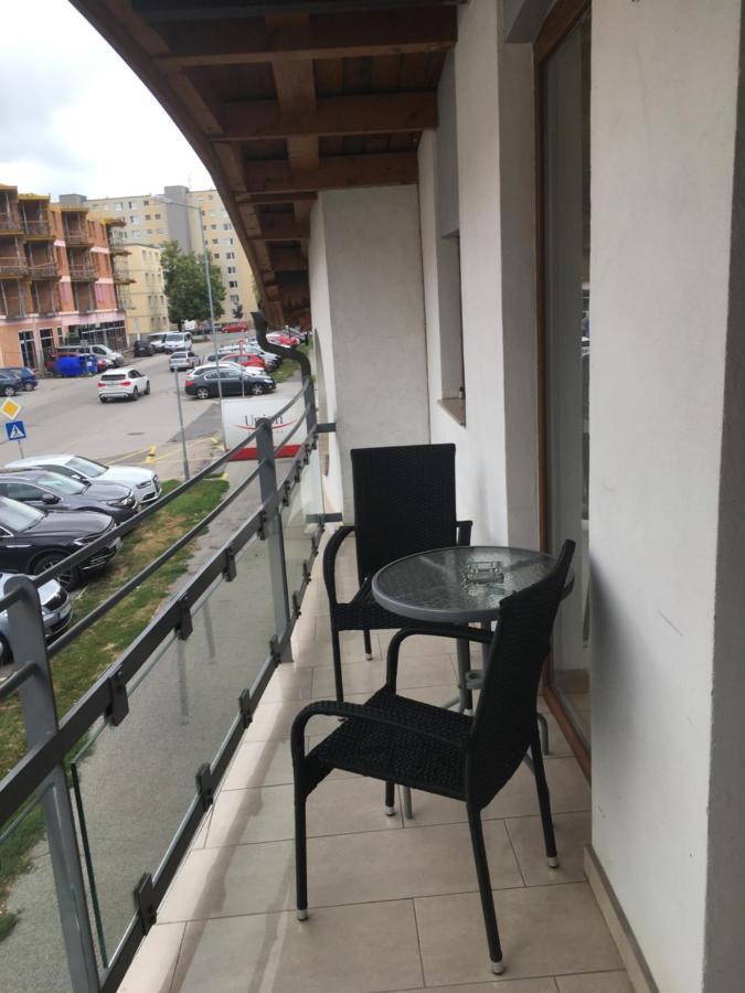 Konde Apartments D Dunajska Streda Bagian luar foto